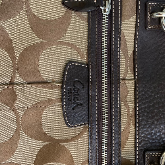 Brown signature Coach bag - Picture 5 of 5